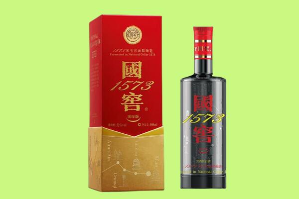 银川贺兰县回收国窖1573.jpg